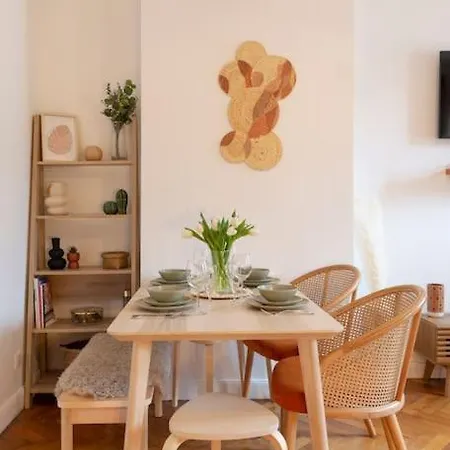 Apartamento Bohemian Bakoua & Chesterfield Cottage, Hyper-centre Metz