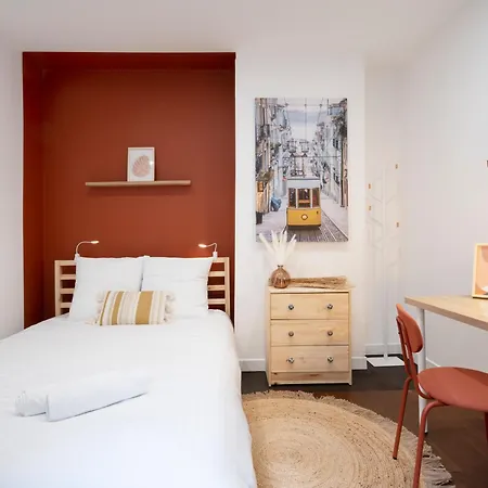 Bohemian Bakoua & Chesterfield Cottage, Hyper-centre Apartman