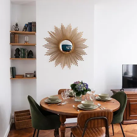 Apartman Bohemian Bakoua & Chesterfield Cottage, Hyper-centre *