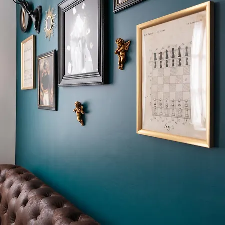 Bohemian Bakoua & Chesterfield Cottage, Hyper-centre Apartamento