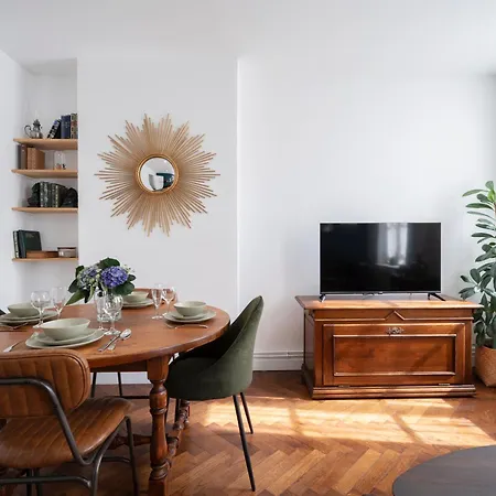 Bohemian Bakoua & Chesterfield Cottage, Hyper-centre * Metz