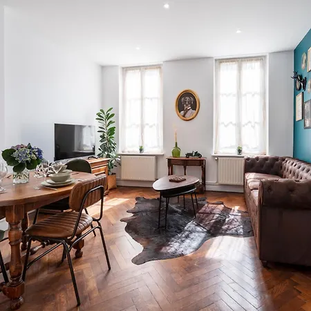 Apartamento Bohemian Bakoua & Chesterfield Cottage, Hyper-centre Metz