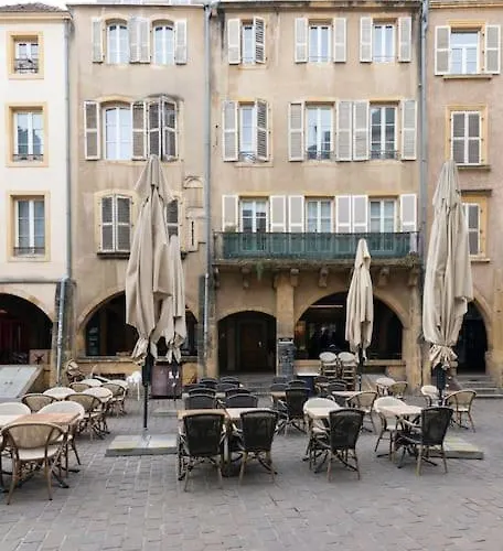 公寓 Bohemian Bakoua & Chesterfield Cottage, Hyper-centre