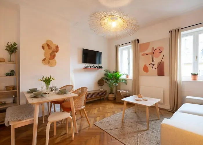 Appartement Bohemian Bakoua & Chesterfield Cottage, Hyper-centre