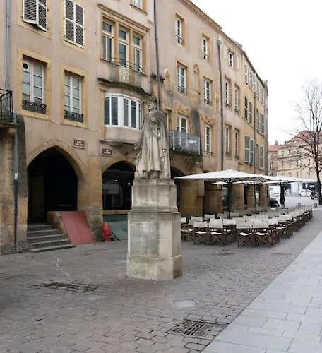 Bohemian Bakoua & Chesterfield Cottage, Hyper-centre 公寓