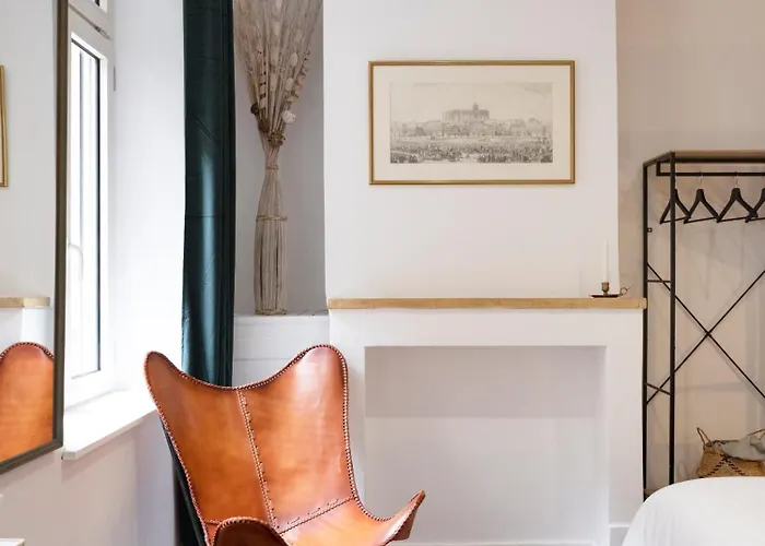 Bohemian Bakoua & Chesterfield Cottage, Hyper-centre 公寓 *