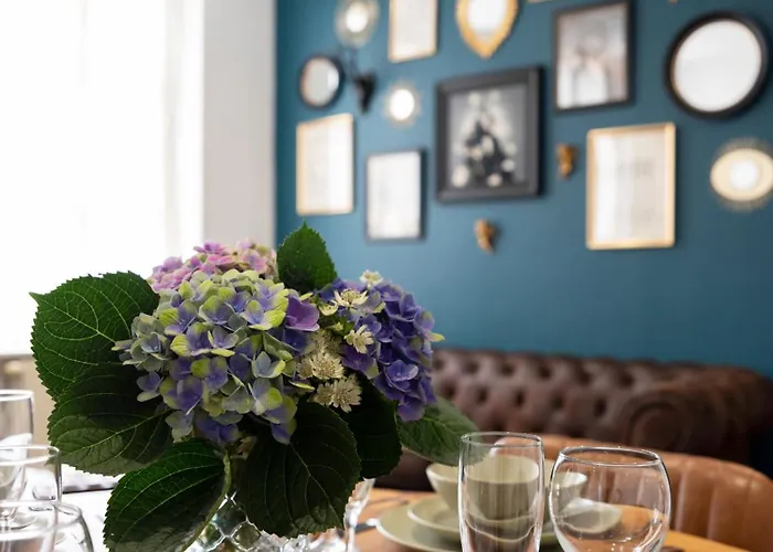 Bohemian Bakoua & Chesterfield Cottage, Hyper-centre 公寓 梅斯