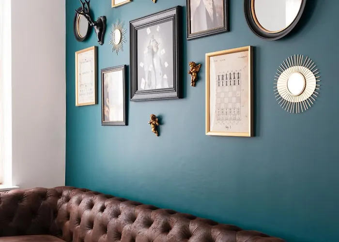 Bohemian Bakoua & Chesterfield Cottage, Hyper-centre * 梅斯