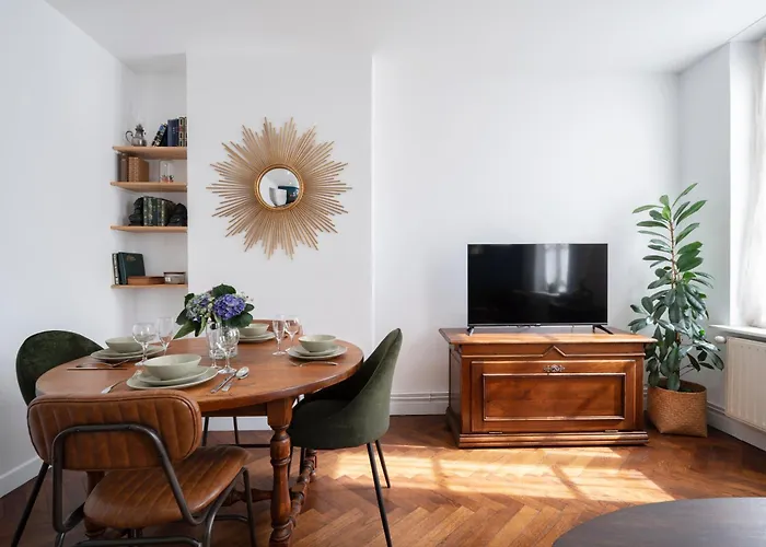 Bohemian Bakoua & Chesterfield Cottage, Hyper-centre * 梅斯